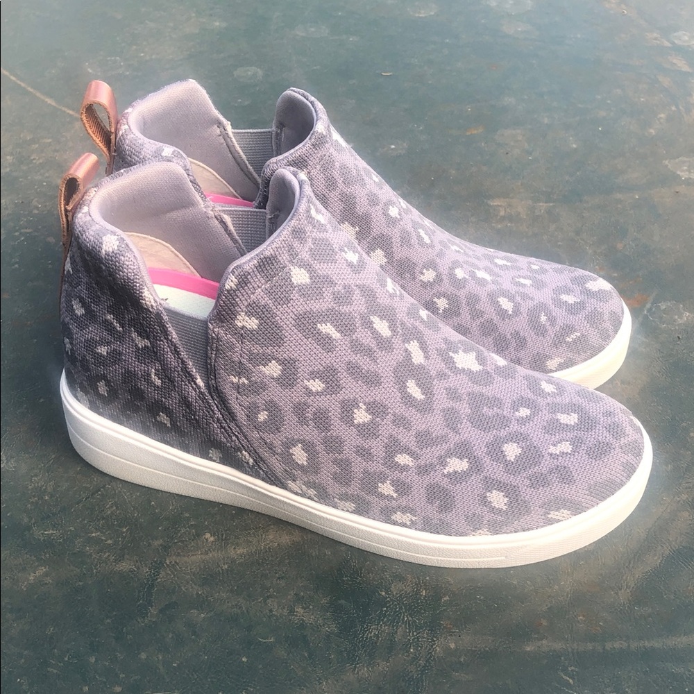 Ryka Gray Leopard Slip-On Wedge Sneakers with Pink and Mint Accents NWOT!